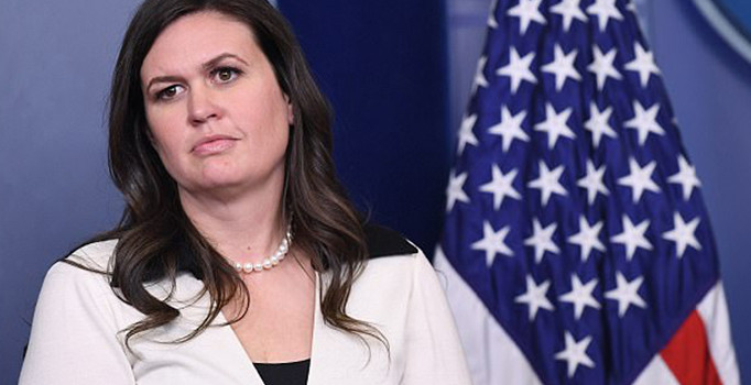 Beyaz Saray Sözcüsü Sarah Sanders: Başkan, James Comey'i kovmakta yüzde 100 haklıydı