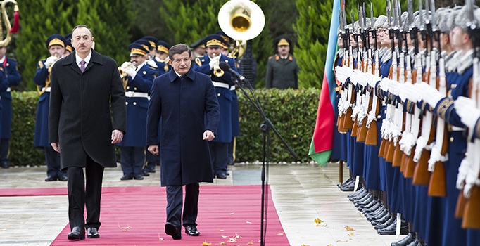 Azerbaycan'dan Türkiye'ye destek: Gazımızın güzergahı Türkiye'dir