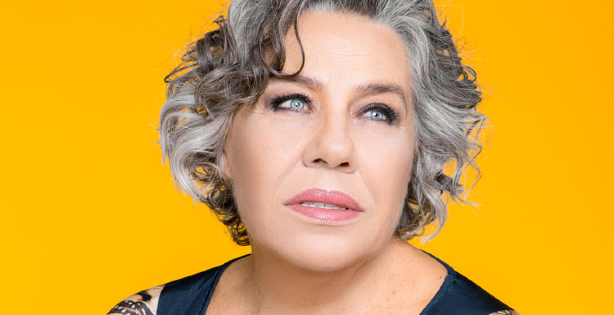 Işıl Yücesoy'dan hayata ayna tutan albüm