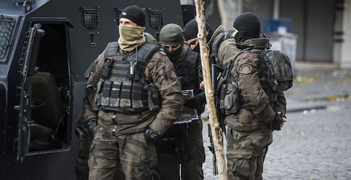 Diyarbakır'ın Hazro İlçesi'nin 6 mahallesinde sokağa çıkma yasağı