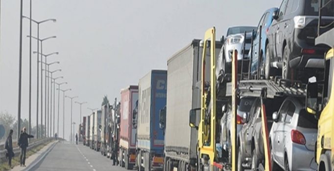 Yurt dışı trafik hızımız 
saatte 10 km'ye düştü