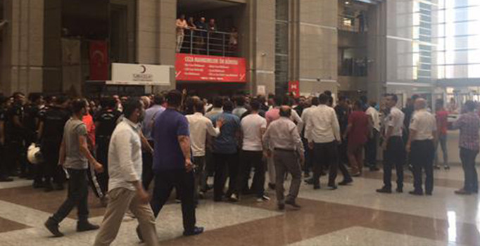 Şahinler ve Sarallar adliyede birbirine girdi | Son dakika haberleri