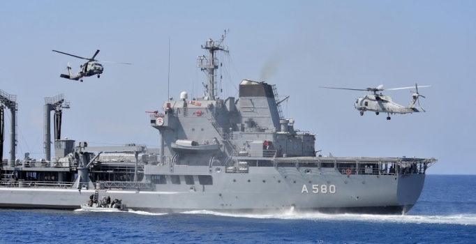 Akdeniz'de 5 farklı ülkeden 57 savaş gemisi bulunuyor
