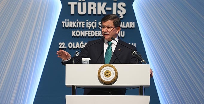 Davutoğlu: Türkiye'nin hiç bir ülkenin toprağında gözü yok