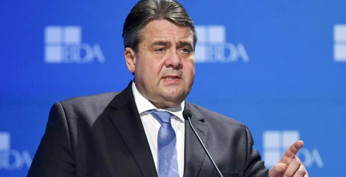 Alman turizmcilerden Gabriel'e eleştiri