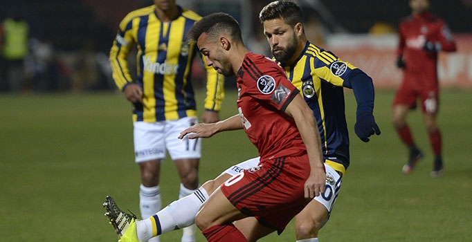 Fenerbahçe Gaziantepspor ile 2-2 berabere kaldı