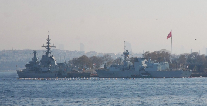 NATO gemileri İstanbul'a geldi