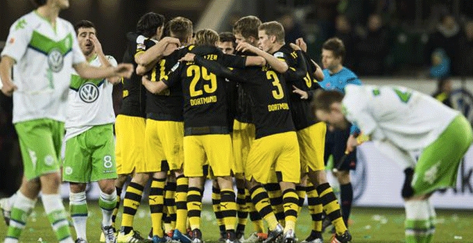 Borussia Dortmund Wolfsburg'u son dakikada yendi