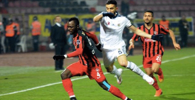 Chibuike Fenerbahçe karşısında forma giyebilecek