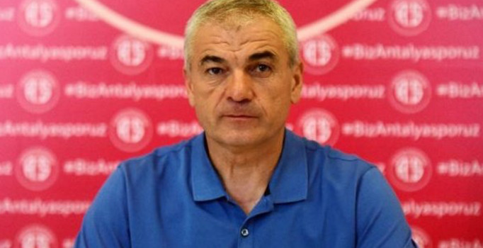 Trabzonspor Teknik Direktörü Çalımbay: Trabzonspor güçlükleri aşmış bir takım