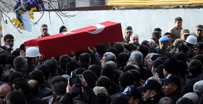 Şehit polis Mustafa Katırlı Kahramanmaraş'ta toprağa verildi