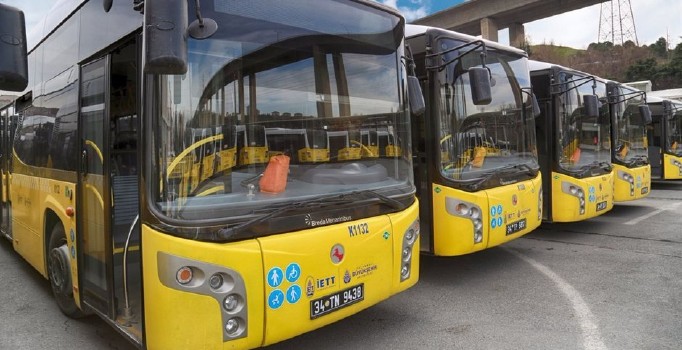 İstanbul'da cuma günü toplu taşıma yüzde 50 indirimli