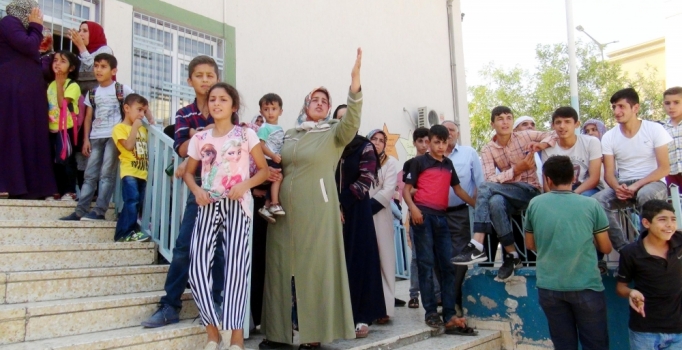 Şanlıurfa'da okulda Suriyeli gerginliği: Çevik kuvvet araya girdi