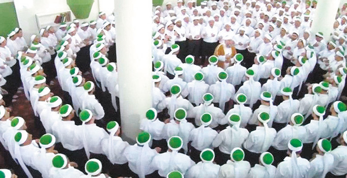 Doç. Dr. Burak Bilgehan Özpek yazdı: Cemaat, tarikat ve devlet