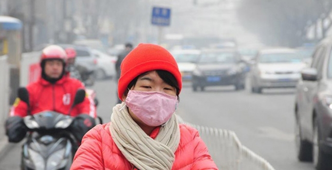 Pekin'de hava kirliliği nedeniyle kırmızı alarm ilan edilecek