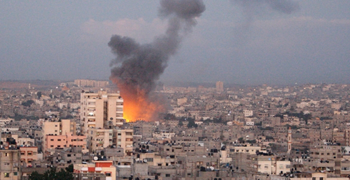İsrail Gazze'ye yönelik hava saldırısı düzenledi