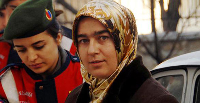 Tecavüzcüsünün kafasını kesen Nevin Yıldırım'ın cezasını Yargıtay bozdu