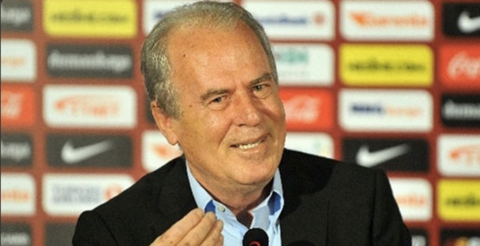 Mustafa Denizli: Hedefimiz Avrupa şampiyonluğu