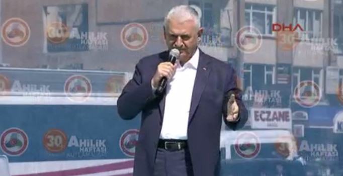 Başbakan Yıldırım: Barzani ile anladığı dilden konuşmasını biliriz