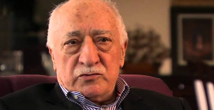 Fetullah Gülen'in avukatına 12 yıl hapis cezası