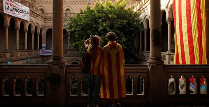 Katalan siyasetçiler serbest bırakıldı, protestolar sona erdi