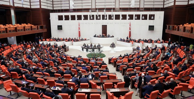 Meclis'te kritik hafta