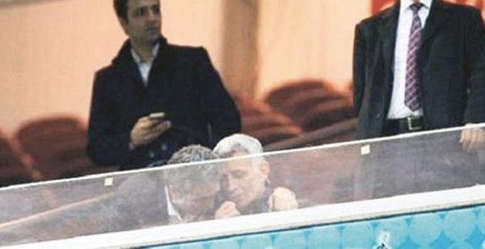 İbrahim Hacıosmanoğlu yine gözyaşlarını tutamadı