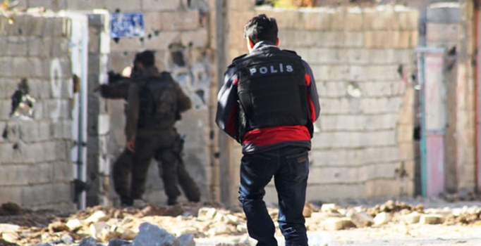 Mardin Nusaybin'de çatışma: 1 polis şehit