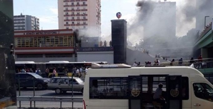 Son dakika: İstanbul Şirinevler metrosunda yangın çıktı