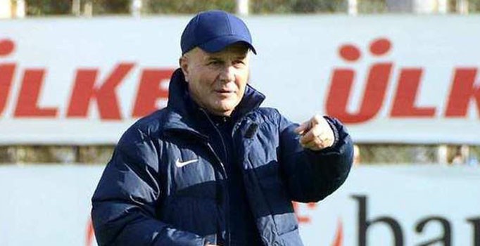 Trabzonspor Sadi Tekelioğlu'yla devam kararı aldı