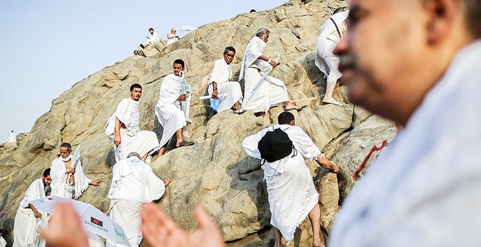 Adem Apak yazdı: ‘Hicret’in mahiyeti üzerine