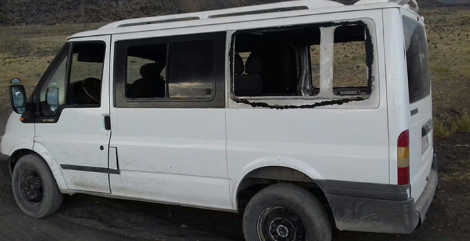 Son dakika! Ağrı'da teröristler minibüse ateş açtı: 3 ölü, 6 yaralı
