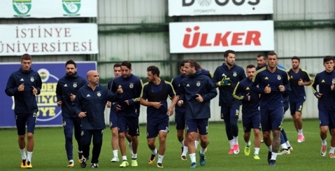 Fenerbahçe Akhisar'a çalışıyor 