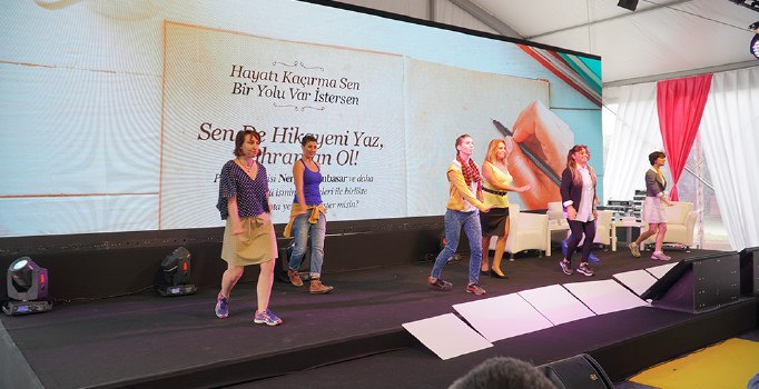 Tüm Türkiye kadınlar için kitap yazıyor