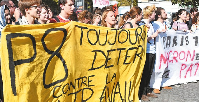 Fransa’da iş yasasına ‘esnek’ müdahale