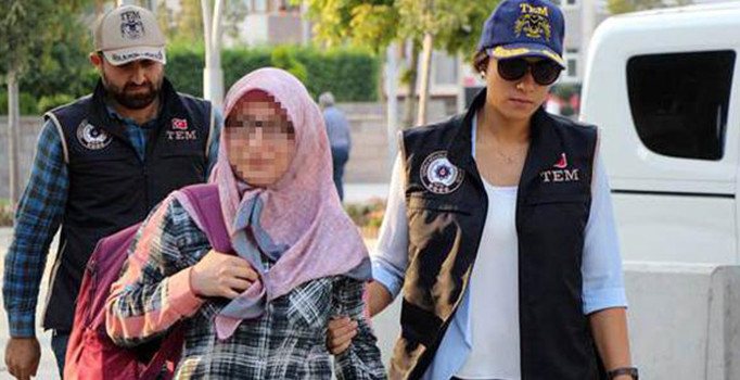 'ByLock' kullandığı iddia edilen doktora gözaltı