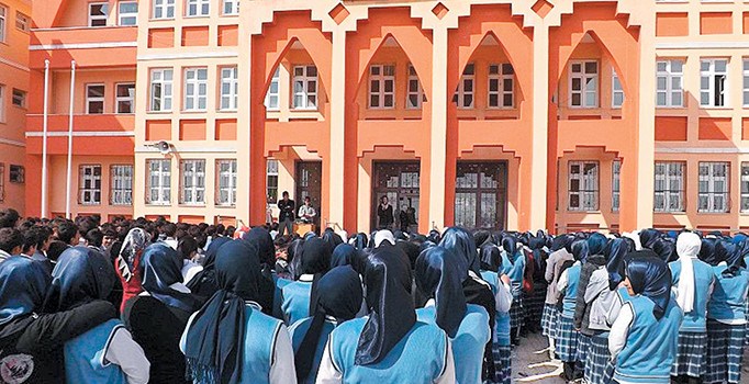 M. Bahadırhan Dinçaslan yazdı: İslami eğitim mi, Müslümanları eğitmek mi?