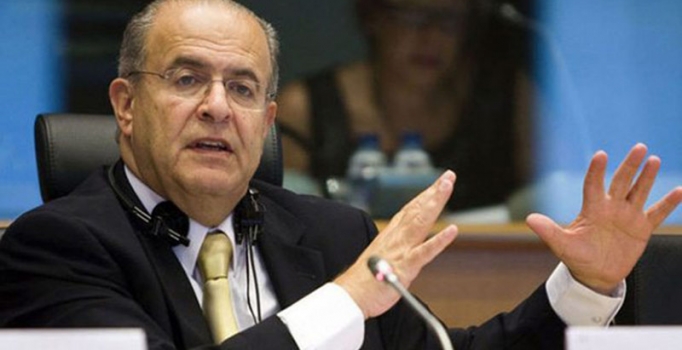 Rum Dışişleri: KKTC'ye doğrudan uçulabilir