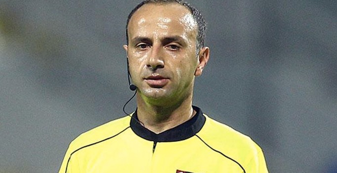 Herkes Porto'lu Macaron'un kendi kalesine attığı golü veren Barış Şimşek'i konuşuyor