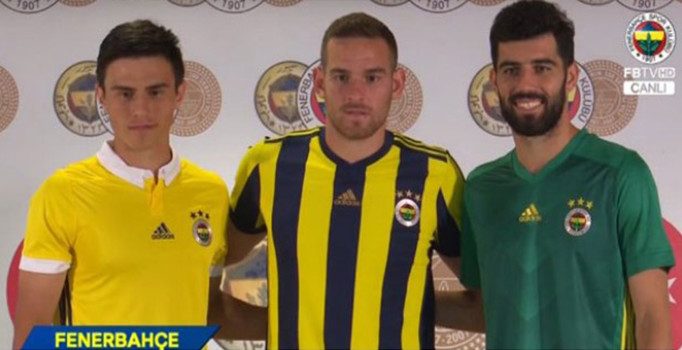 Fenerbahçe'de yeni transferler imza attı
