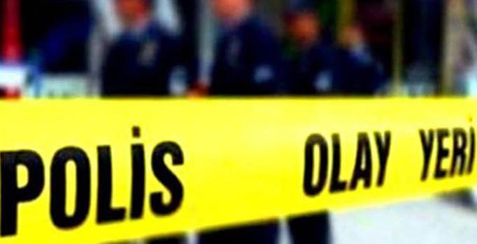 Karısını baltayla öldürdü