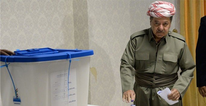 Son dakika! Irak Yüksek Mahkemesi'nden Barzani'nin referandumuna soruşturma