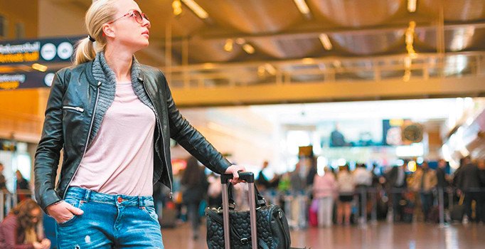 Turist arttı turizm geliri dibe vurd