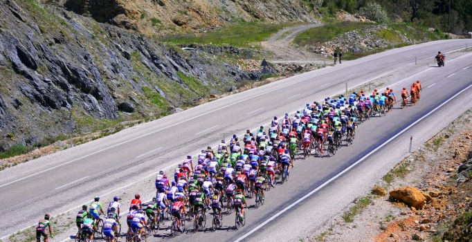 TUR 2015'in yarısı sorunsuz geçildi