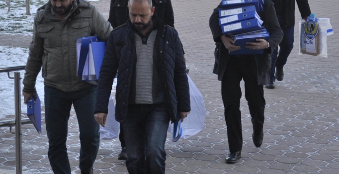 Sivas'ta Paralel Yapı soruşturmasında 17 şüpheli adliyeye sevk edildi