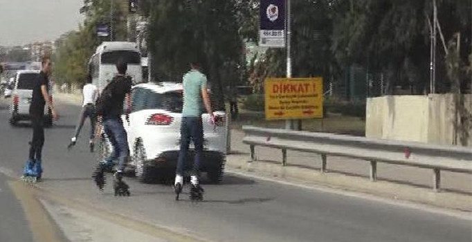 D-100 karayolunda patenle tehlikeli yolculuk