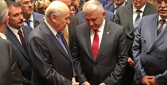 Bahçeli'den CHP'ye çağrı: Kayıtsız kalmamalı