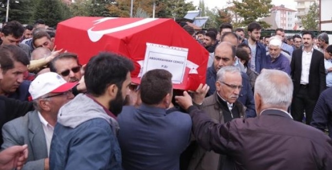 Terhisine 2 ay kala intihar etti