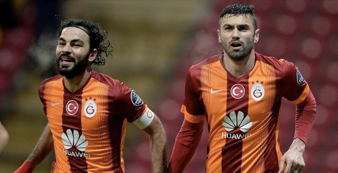 Galatasaray yönetiminden ücret indirimi kararı