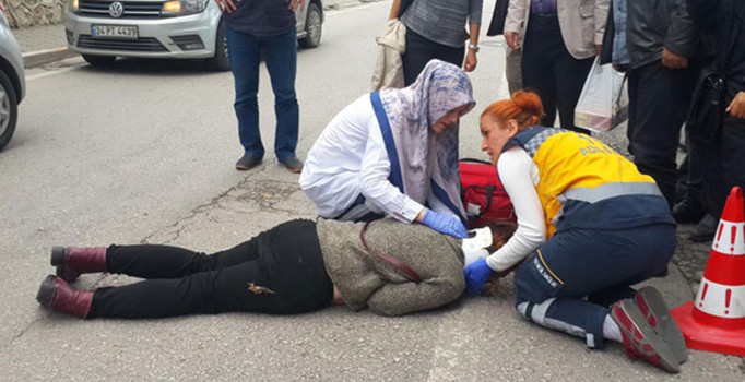 3 liralık park ücretini almak için koşarken düşüp yaralandı